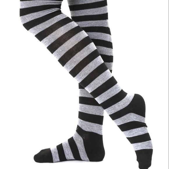 - Bundle Of 4 New Pack Lady’s Over Knee Striped Long Socks. - Picture 9 of 9